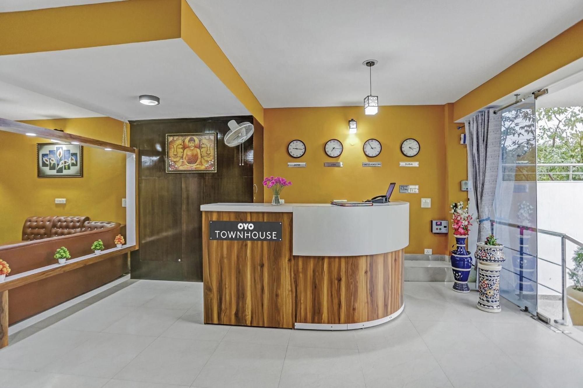 Townhouse Rumaisa Indirapuram Exterior foto