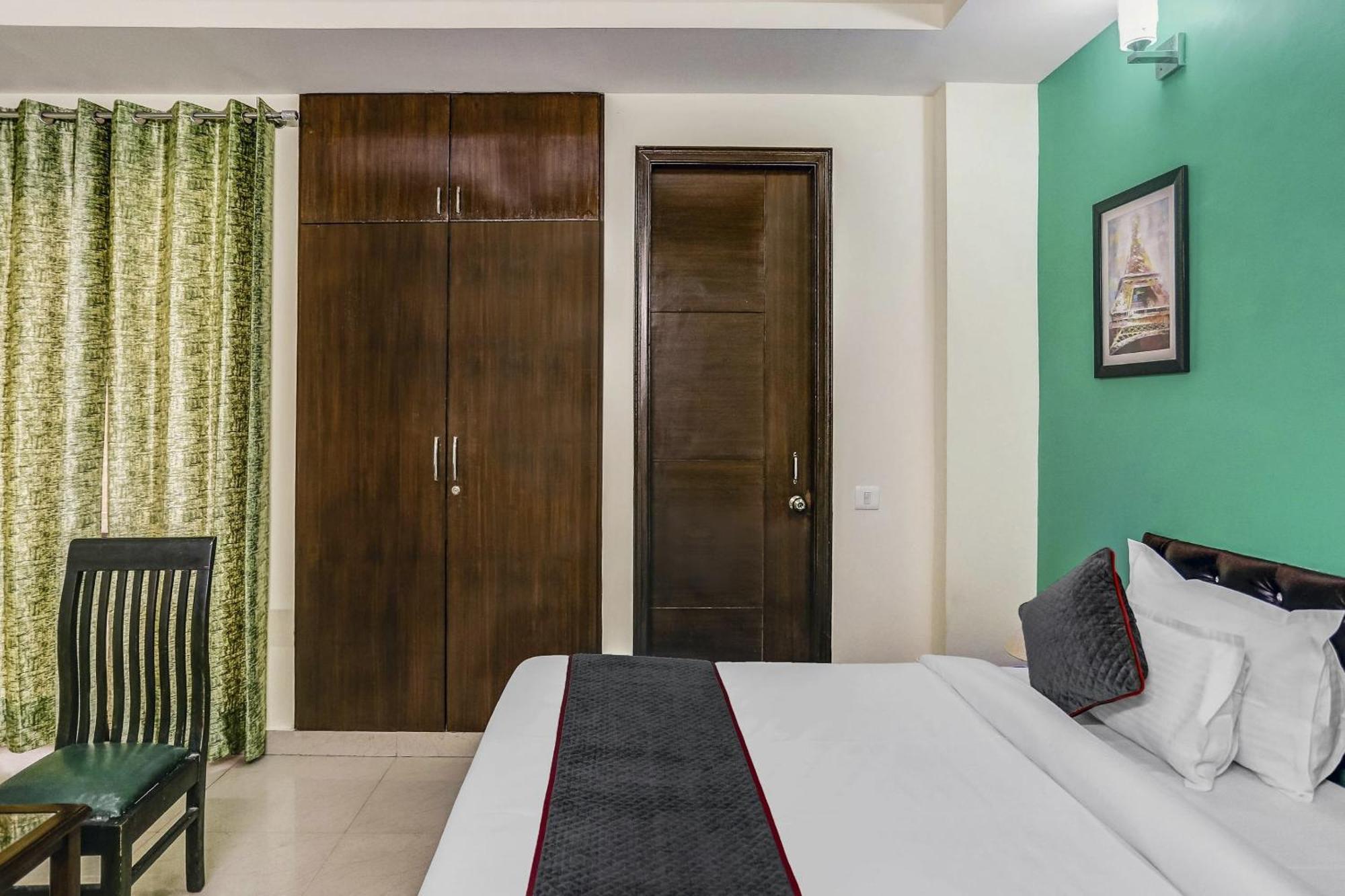 Townhouse Rumaisa Indirapuram Exterior foto