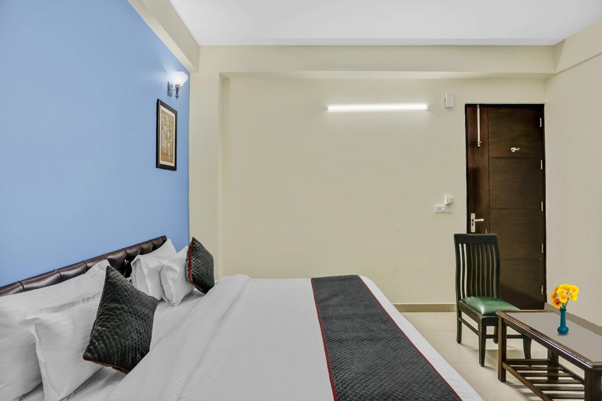 Townhouse Rumaisa Indirapuram Exterior foto